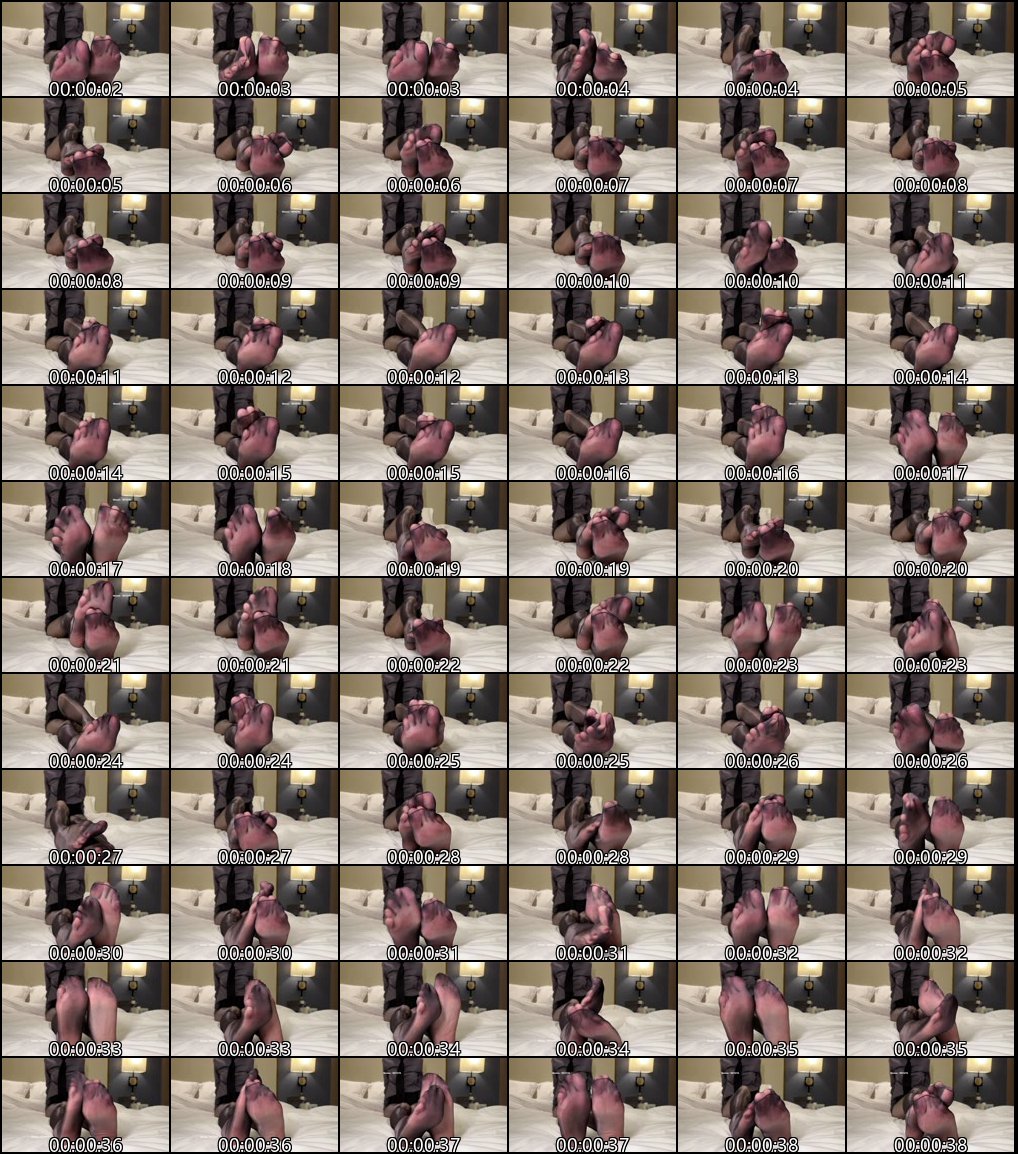 白龙猫女丝袜玉足撩拨人心_制服长腿诱惑直击灵魂欲火焚身