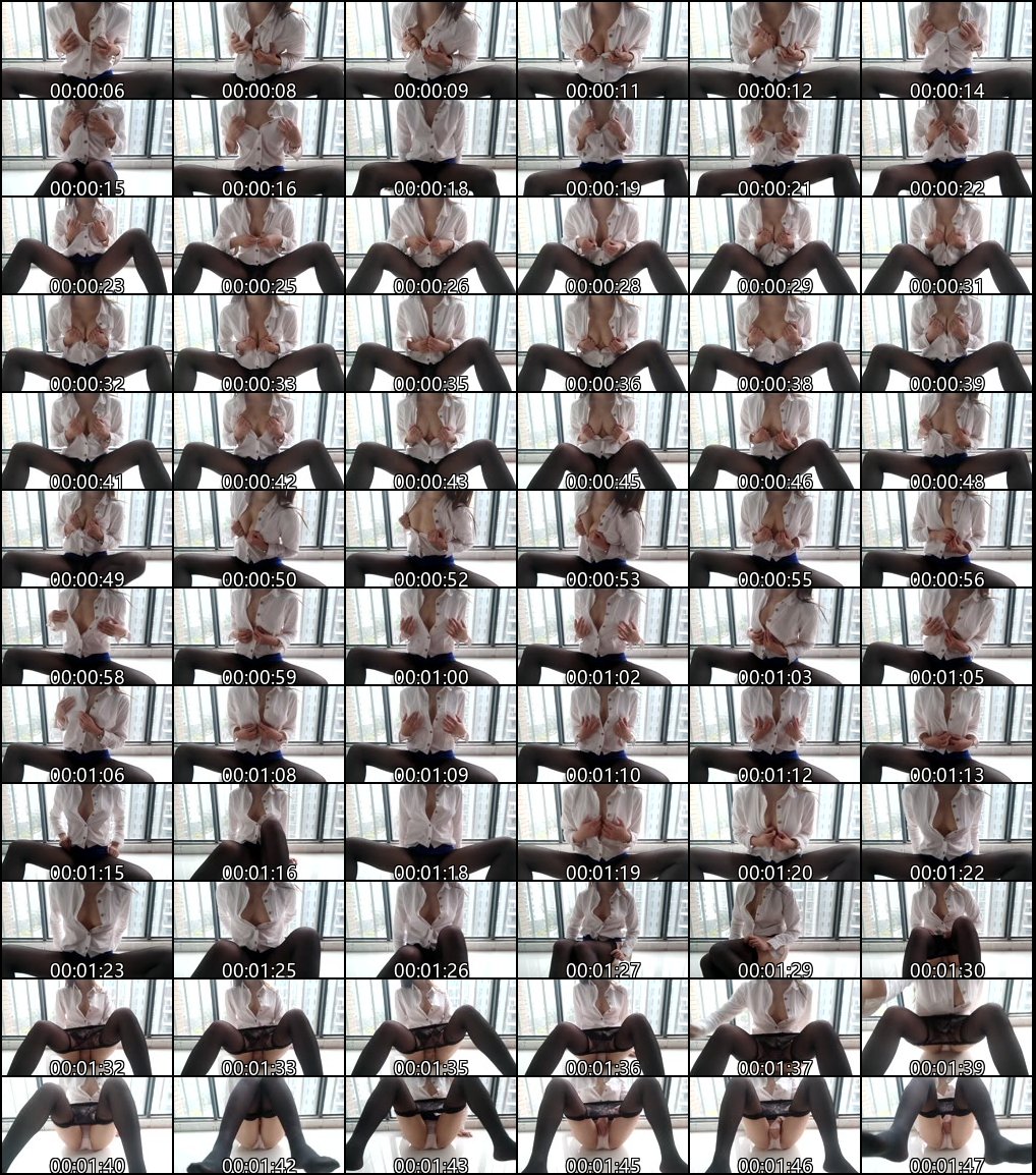 阴天阳台上的黑丝职业女性写真_优雅与性感完美融合