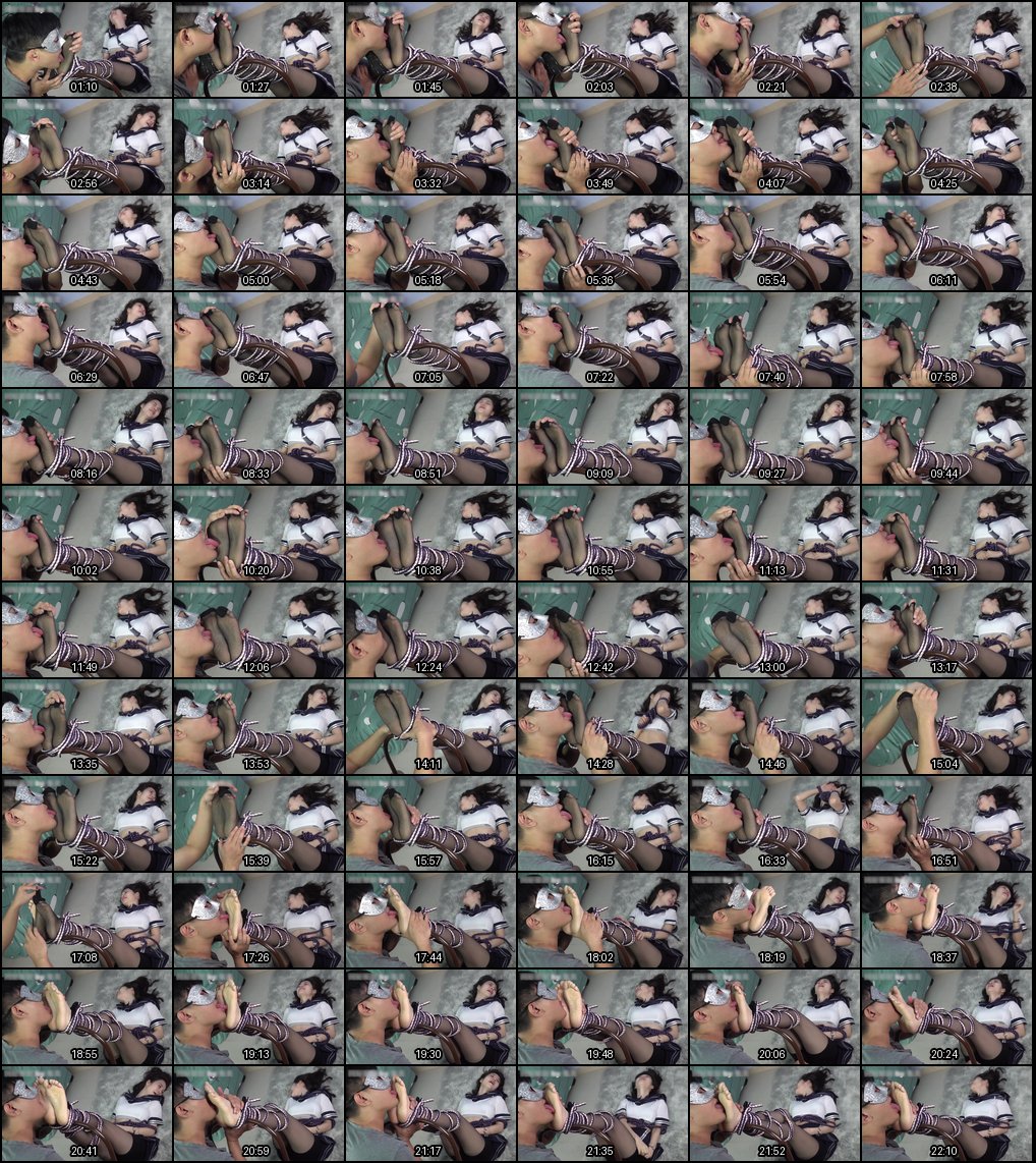 JK校服小美女受罚！黑丝美脚狂舔，丝袜撕裂裸足诱惑