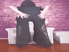 袁静熟女丝袜制服诱惑：苗条丝足身材骚情难挡，超级顶赞！