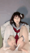 清纯眼镜萝莉直播反差爆棚掰开粉嫩小穴叫爸爸求操JK制服扣穴露脸太撩人