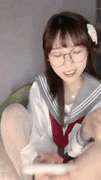 清纯眼镜萝莉反差婊直播自慰秀JK制服掰开小骚穴叫爸爸求操全程露脸太撩人