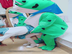 反差婊网红美少女被痞帅猛男狂操百褶裙学生妹_粉嫩紧穴喷潮哭喊高潮连连欲仙欲死