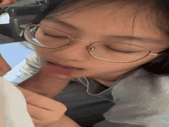 旗袍反差婊眼镜口交蒙眼骑乘 气质美女自拍隐藏淫荡激情