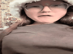 极品反差婊化身骚浪母狗_直播大秀喷水高潮让人上瘾