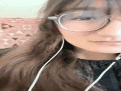 极品反差婊变身骚浪母狗_直播大秀狂野扭动诱惑你欲火焚身