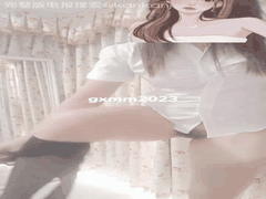 极品蛮腰肥臀反差母狗婷_人前大胆露出户外3P群P公园狂欢_吓坏保洁大叔的刺激高潮