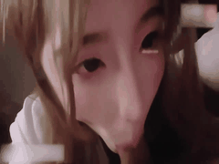 童颜巨乳美少女变身反差婊母狗_狂野诱惑让人欲火焚身无法自拔