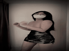 推特新晋反差福利姬_enqcc_眼镜变装裸舞_婴儿肥身材舞姿撩人