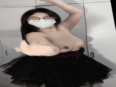 推特新晋反差裸舞福利姬_婴儿肥身材变装热舞_舞姿撩人