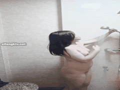 00后反差骚母狗潘晴晴自慰露出裸舞合集4