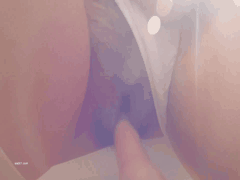 清纯少女反差诱惑_小贫乳粉穴淫水拉丝_多姿势猛插狂射满天飞