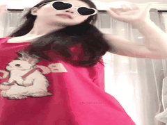 舞蹈专业大胖妹一字马反差诱惑_大学生私密舞蹈秀