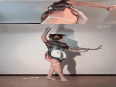 推特反差福利姬玉米新春特辑：诱人裸舞自慰秀