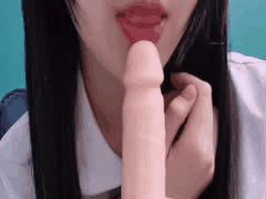 反差JK福利姬故里：乳夹肛塞狐狸尾巴甜盐诱惑