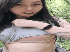 20W粉丝国外抖音网红！露脸户外露出反差母狗，大奶御姐纤腰丰臀超级诱惑