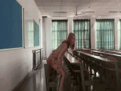 极品女大学生露脸校园全裸游走调教！温泉户外自慰反差婊高潮震撼