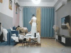 两对夫妻邀单男5P狂欢：真实换妻现场淫乱曝光