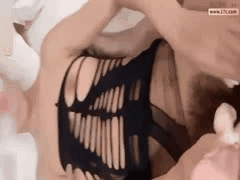 重庆高颜值绿帽人妻酒店情趣勾引：化妆吞吊爆操全过程