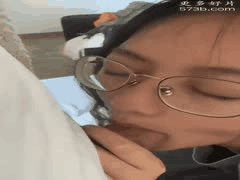 大胸眼镜反差婊女友的淫荡母狗本性#国产熟女人妻