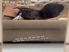 眼镜反差婊一字马口交深喉，极品尤物懂男人诱惑挑逗