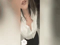 极品OL女神户外勾引街头男子！男厕脱丝袜高跟后入激战