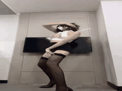 推特高颜值反差婊小西西诱惑视频曝光，TG搜aifcb解锁更多