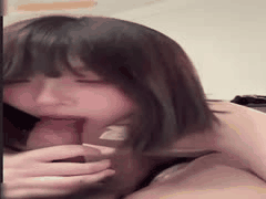 短发萝莉反差婊曝光！粉嫩奶头情趣内衣诱惑，男友无套猛插骑乘狂摇纤腰