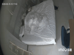 酒店偷拍极品反差辣妹：人前乖巧床上却疯狂摇臀浪叫 各种姿势激情缠绵