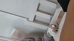 韩国大叔街头撩妹绝活妹子欲火焚身跪舔打飞机口交狂欢