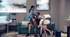 黑丝双飞极致诱惑_骚妹毒龙口爆开场_暴力狂操俩浪女直呼受不了