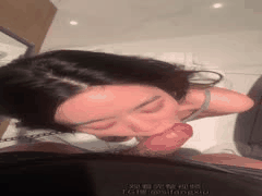 激情口交吞精短视频，极致刺激一触即发