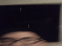 烈焰红唇深喉诱惑：美少妇早起露脸口交，一边聊天高潮满足