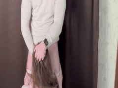 丰满性感美女跪舔强壮猛男，浪漫口交诱惑无限