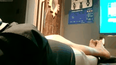 凯迪拉克足浴巅峰享受_高颜值美乳技师贴心服务全过程_诱人合集让你血脉喷张