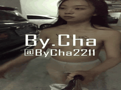 吴晗变身母狗_全裸电梯露出任务_露脸从家直奔地下车库刺激往返