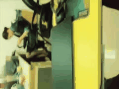 佛山售楼妹厕所内射实录！买房大神微信撩白虎女销售，办公室掀裙失败转战卫生间，刺激叫声险被同事发现