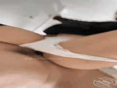 海角母狗房东激情半途被保洁阿姨撞见，射精不拔的惊险刺激！