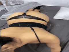 奥迪车主包养骚浪少妇情人自拍：野外车震商场卫生间多场所激战，浪叫老公大鸡巴猛操