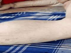 农村老阿姨自拍激情：肥臀大奶逼毛白了，居家操到失禁