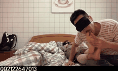 丝足舔脚与足交诱惑合集_极致足模展示