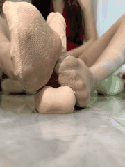 迷丝媛媛黑丝美腿玉足合集_足交爱好者必看精选_3