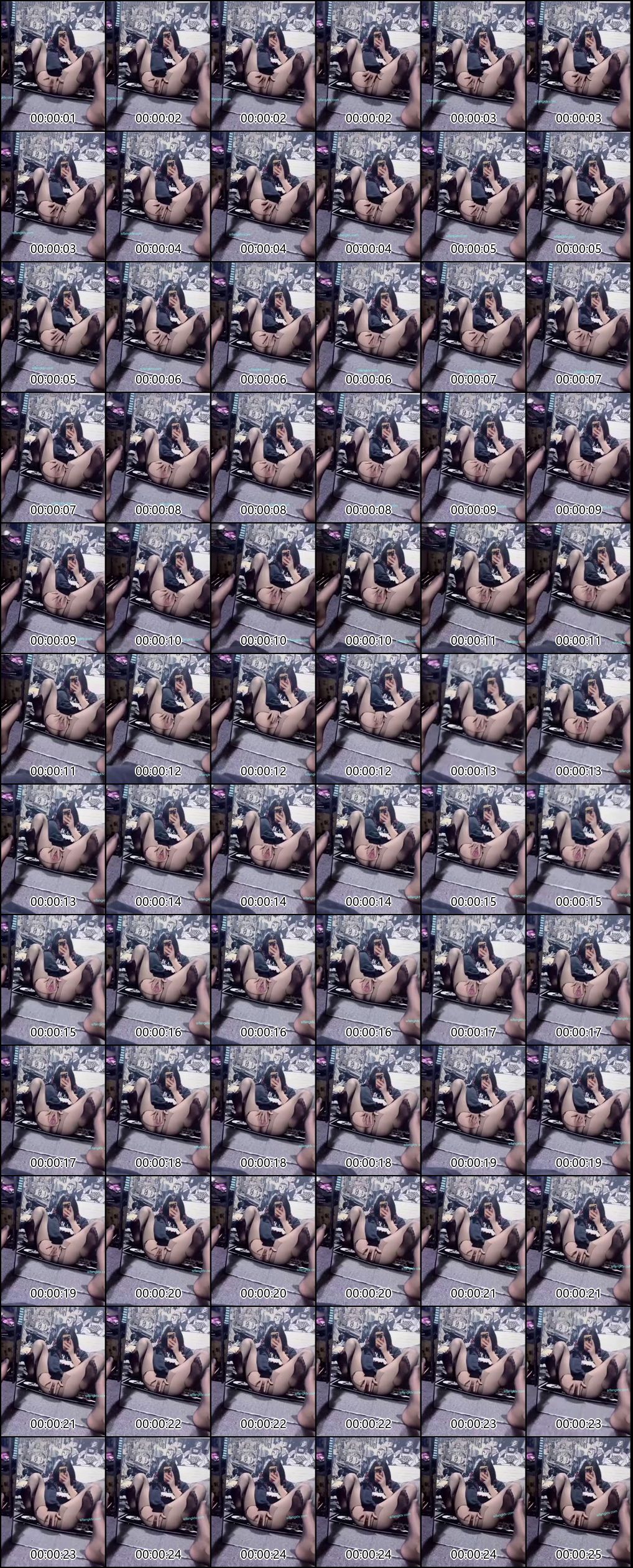 推特福利姬小C精选合集_五位大眼萌妹粉嫩诱惑与道具自慰秀