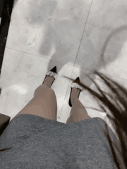 迷丝媛媛黑丝美腿玉足诱惑合集_足交爱好者必看精彩片段