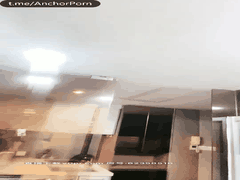 土豪一万包天_极品学生萝莉女神下海首秀_潮吹群P大秀让你血脉喷张欲仙欲死