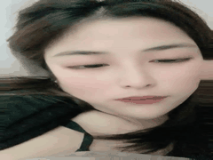 宿舍极品白嫩大学生道具自慰大秀_颜值爆表秒射高潮_喷鼻血的致命诱惑