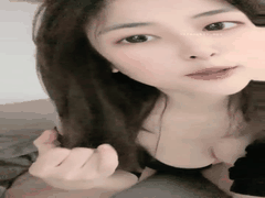 极品大学生宿舍道具自慰大秀_白嫩高颜值身材秒射诱惑喷鼻血