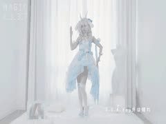 玉桂瑶白丝裸舞福利姬诱惑表演