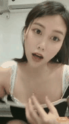 高颜值混血美女反差婊曝光清纯脸蛋下自慰喷水狂喷闺蜜浴室互玩直播高潮全程露脸露点太骚了