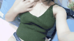 绿毛衣美女性感诱惑揉奶精彩合集
